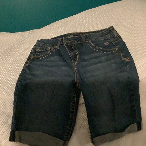 Denim Shorts size 16 1/2 - Picture 1 of 4